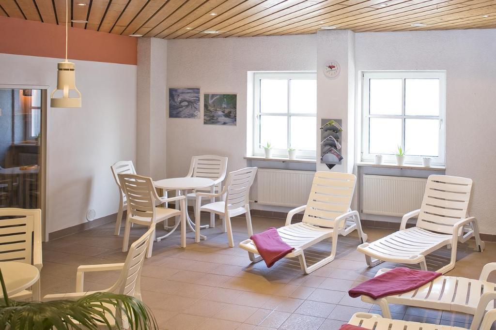 Landgasthof Windfelder Am See Otel Stegaurach Dış mekan fotoğraf