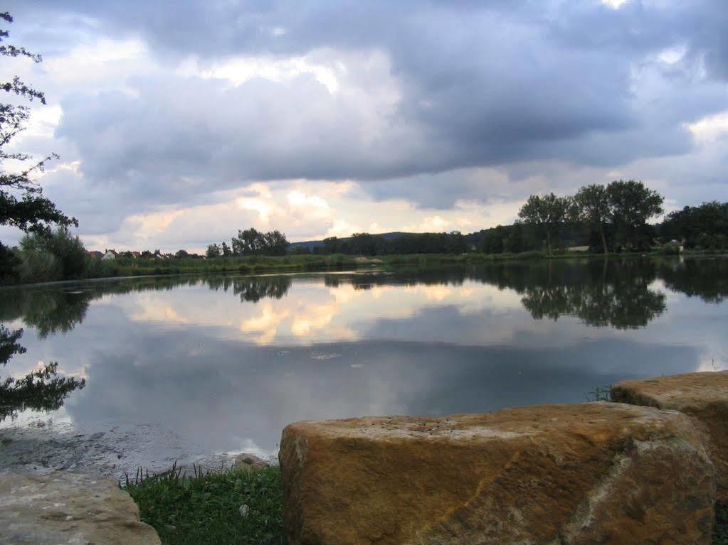 Landgasthof Windfelder Am See Otel Stegaurach Dış mekan fotoğraf